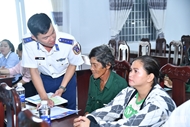 Kien Hai special zone: Coast Guard Region 4 accompanies fishermen